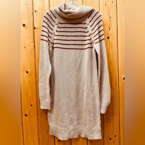 NWT Hem & Thread Sweater Dress, Medium - Picture 4 of 8